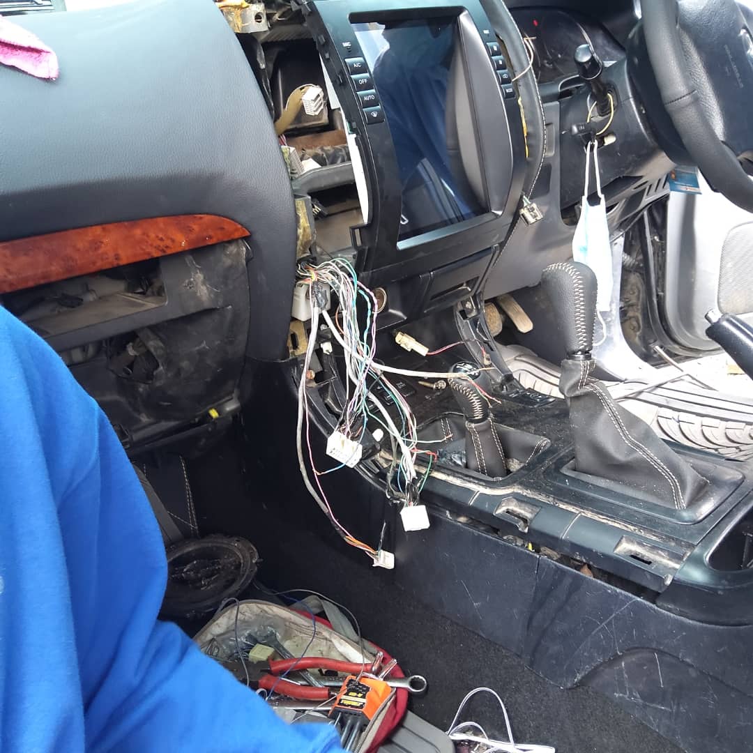 TrafficChiefNG's tweet photo. [2:21PM] @AsetraMotor: TeslaStyle Headunit for Prado https://t.co/mKK2LAKJk5 us on 0701 696 825 
#anroidradios #teslastyle #caraudioinstallation #carupholstery @RoadAlertsKE @road_driving @Ma3Route  https://t.co/8qIVrk2mBF #TrafficChief