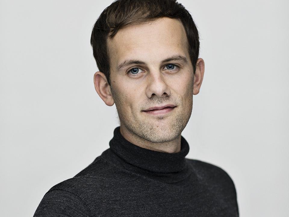 lovedragapp's tweet photo. In this podcast @GabrielDenmark, the Co-Founder and CEO of @capdesk shares why giving equity to employees matters to the business 👉https://t.co/Q9UZIDEMrr
#foundercontent #founderstories https://t.co/UU8Mf3xwb8
