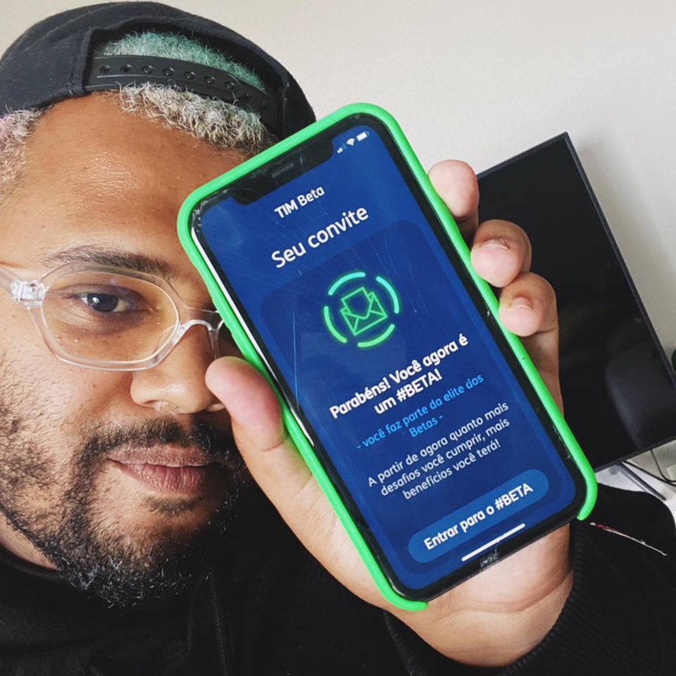 kkkkkkaique's tweet photo. 20GB de internet? Tem! Internet ilimitada de madrugada e Deezer Premium? Também tem! Só pra quem é TIM Beta, hein! Tenho 5 convites e vou dar pros primeiros que responderem aqui! #SouTIMBeta #publi @TIMBrasil https://t.co/X7GHKGHcAN