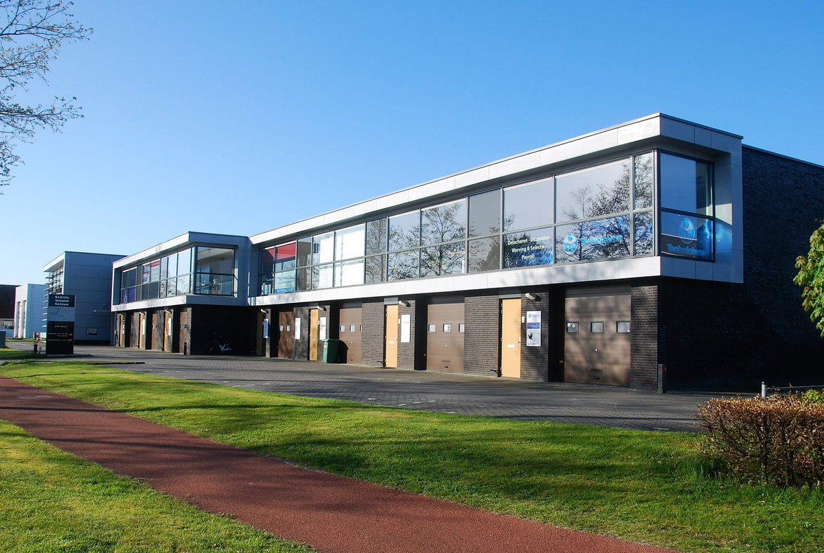 Kantoorruimte met subsidie beschikbaar in Wezep

In Wezep hebben we een kantoorruimte aan de Rondweg van 70 m2 beschikbaar. Voor startende ondernemers is er 4 jaar subsidie beschikbaar.