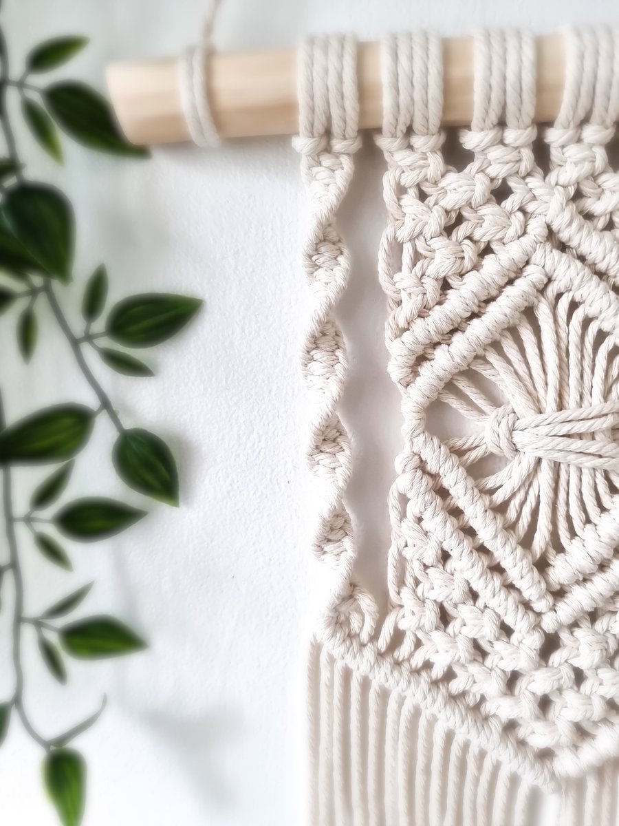 HandmadeFYHome's tweet photo. // NEW // I'm excited to launch a new item to Handmade Home catalogue....The Macrame Knot Wall Hanging. Available in cream or grey but can make in any colour. Head over to https://t.co/fo9xG2ECPb for more!
#handmadehome #macrame #handmadeuk #handmadewithlove #etsyshop #etsystore https://t.co/pGWWXDg5aD