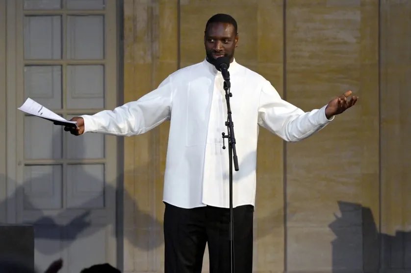 Pépite ❤️

Pour nos élèves lecteurs précaires #Dys ou empêchés de lire #aveugles, ou tout simplement pour le plaisir,  voici la magnifique lecture de Frère d’âme de D. Diop, par ⁦<a href="/OmarSy/">Omar Sy</a>⁩ au Festival d’Avignon, disponible sur ⁦<a href="/franceculture/">France Culture</a>⁩ franceculture.fr/emissions/avig…