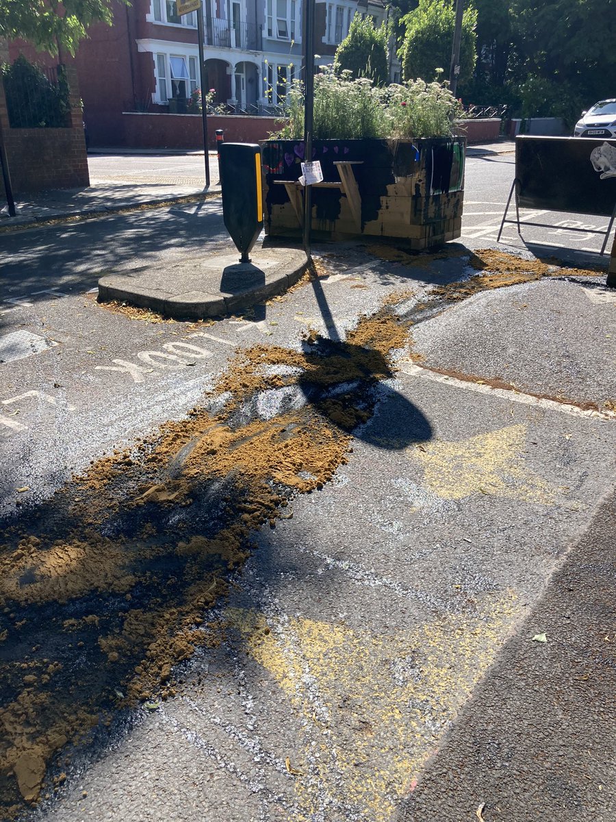 Dr Simon Cathcart tweet media