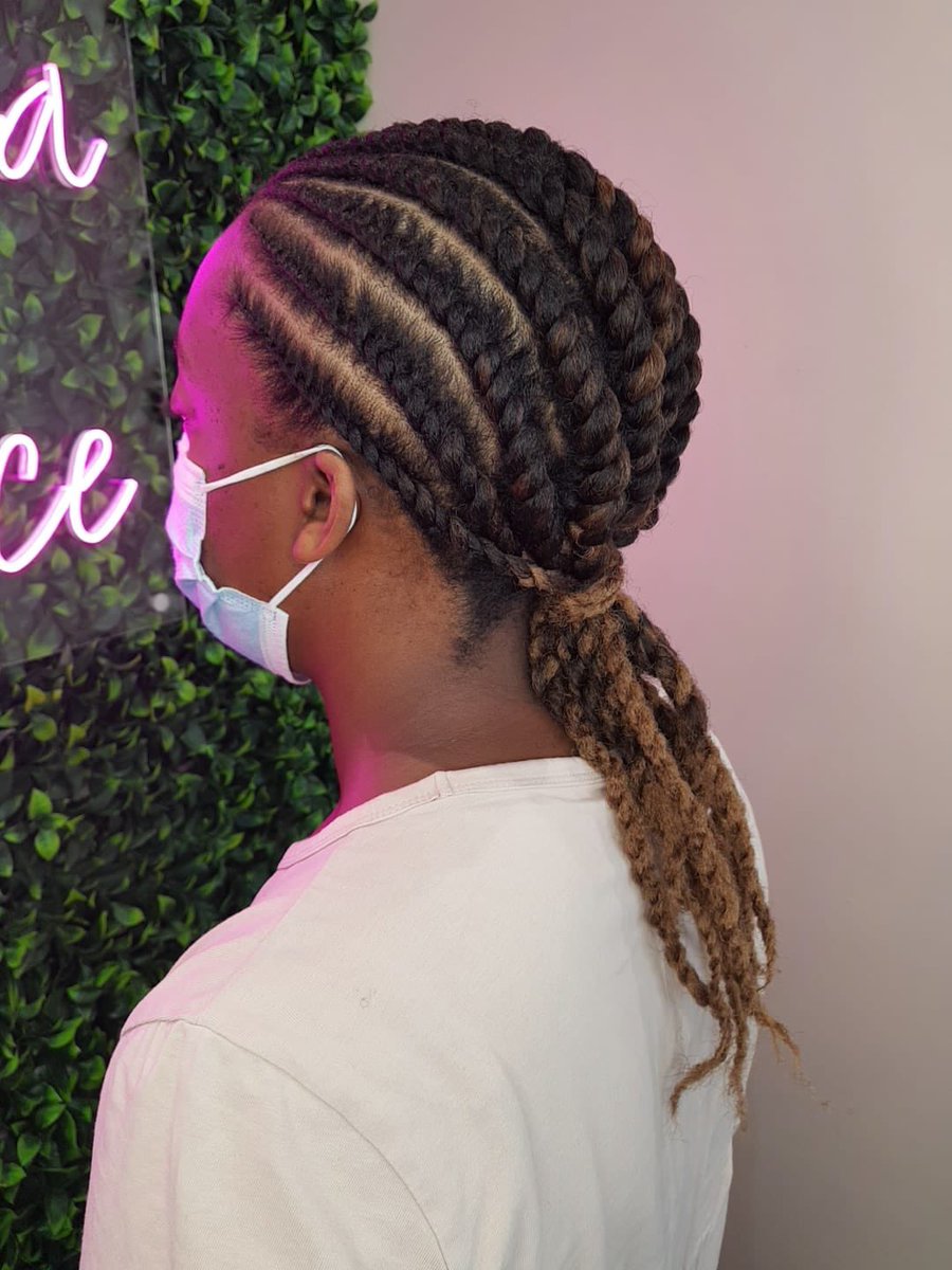 tmlsalon's tweet photo. 𝗖𝗼𝗿𝗻𝗿𝗼𝘄 𝗯𝗿𝗮𝗶𝗱𝘀 𝗮𝘁 𝘁𝗵𝗲𝗲 𝗺𝗲𝗹𝗲𝗶𝗸𝗮 𝗹𝗮𝘄𝗿𝗲𝗻𝗰𝗲 𝘀𝗮𝗹𝗼𝗻 📣 #cornrows #braids #afrohair #manchester #salon https://t.co/FIZ6J7i9fG