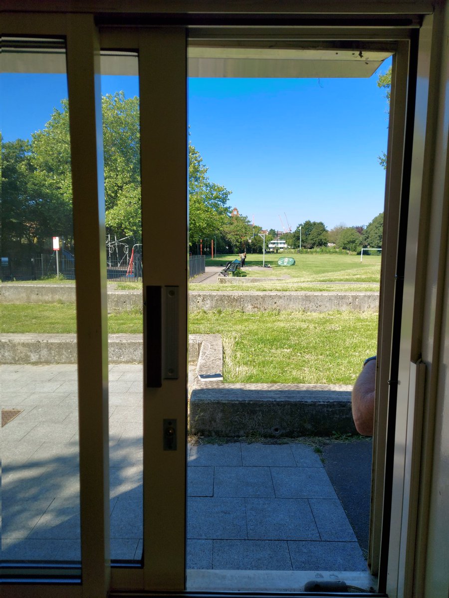 NPBigLocal's tweet image. It's official! We have leased the kiosk at @RussellPark_N22 and we will be transforming this space into a community-run cafe that we trust will become a thriving hub for the Noel Park community. The hard work on the refurbishment starts on Monday morning - come over and say hello