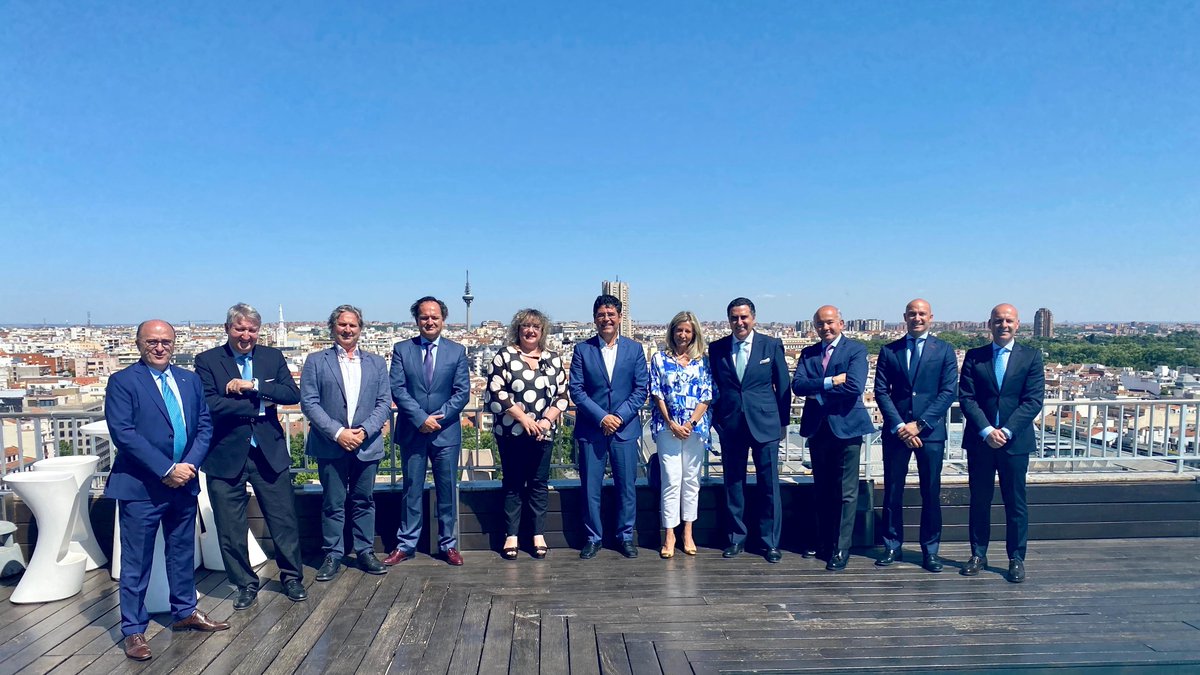 AXA y la cúpula de la mediación profesional independiente analizan los retos de 2021. Gracias a todos por vuestra implicación axa.es/documents/1119…