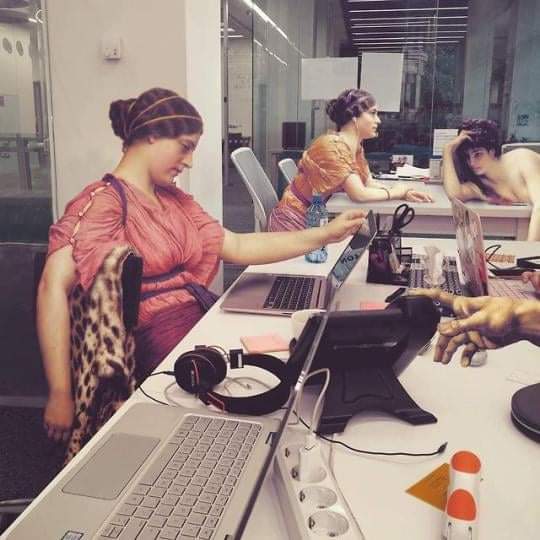 GrecianGirly's tweet photo. Scenes in the office....... https://t.co/2gPkhbitJv