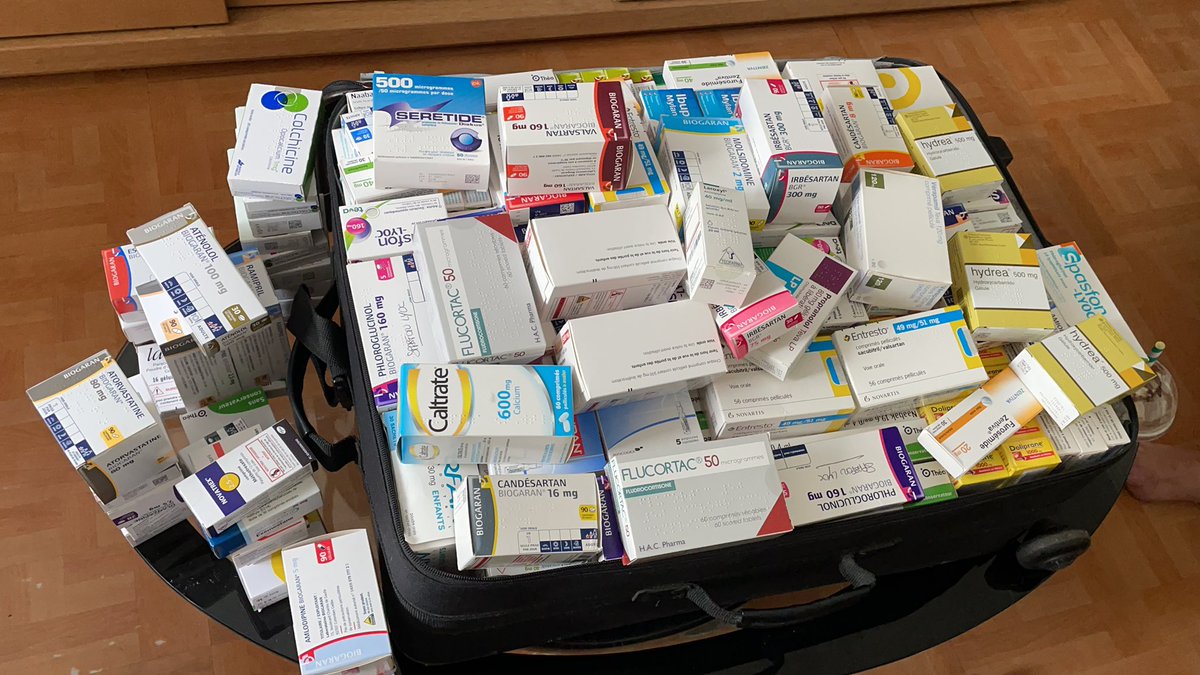 #ضروري_وعاجل 
اي مسافر من #باريس #علبنان هاليومين ضروري يحكيني في شنطة #ادوية كان لازم توصل علبنان اليوم بعدها بباريس لان الشخص تعرض لحادث وموجود بالمستشفى😔يللي بيقدر يحمل مستعدة ادفع valise supplémentaire بس لازم توصل لان في ناس ناطرة #الادوية🙏
#وجعك_وجعي