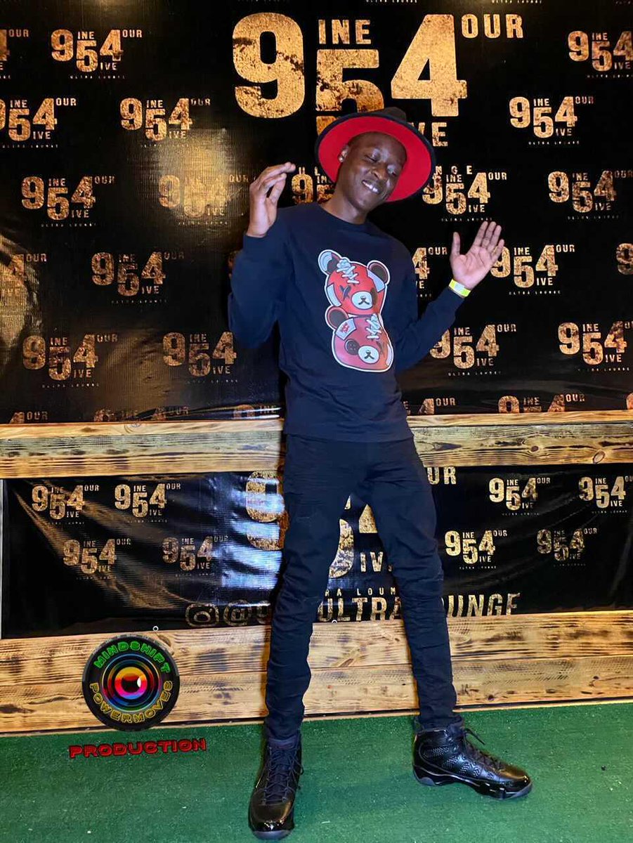 harbaview's tweet photo. I'm what you call a tall cup of coffee. #BlackLivesMatter #black. @slimblack https://t.co/telr5qgBr7