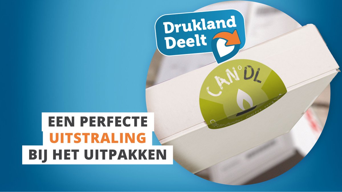 DruklandNL's tweet image. Zorg voor de perfecte unboxing-ervaring met stickers. Het motiveert namelijk herhaalaankopen. Laat zien wie de afzender is of vertel de voordelen van jouw bedrijf.

🔵 Lees in de blog op welke manier je stickers nog meer kan inzetten: bit.ly/3hHffNm

#stickermarketing