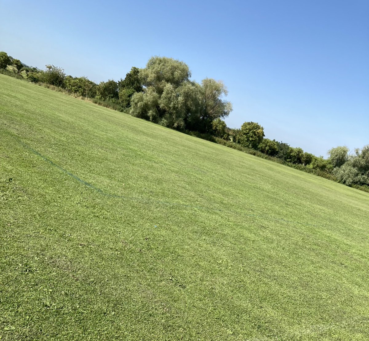 The park is looking truly magnificent in the sunshine today! We can't wait for our U10 Mini Tournament tomorrow.

Welcome <a href="/NWRFCYouth/">Nascot Wood Rangers</a> Stoke Hammond Knights <a href="/Colney_Colts/">London Colney Colts</a> <a href="/BerkhamstedR/">Berkhamsted Raiders</a> <a href="/CassioburyFc/">Cassiobury Rangers FC</a> 

Huge thanks to our event sponsor sellusyourcars.co.uk 🔵⚫️🔵 @BerksBucksFA