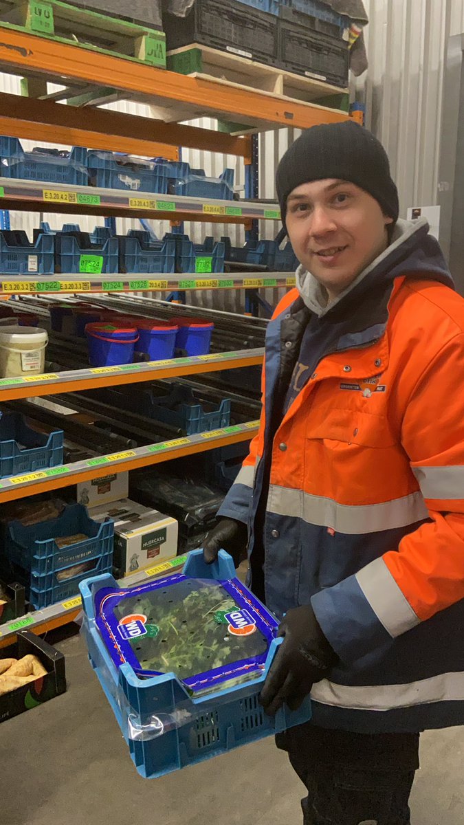 Ook de nieuwste aanwinst bij Willem Dijk AGF loopt met #WeDe weg😉. Marco welkom en succes!!