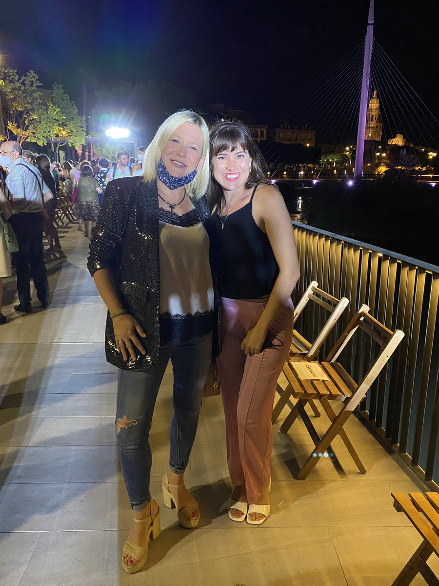 marsango16's tweet photo. Un lujo asistir al evento #SlowFashionDay y coincidir con @nhoa81 en el desfile de moda sostenible en Murcia Rio. 

Apoyando la moda sostenible y el talento de nuestras diseñadoras murcianas. https://t.co/W7eMJqZzcE