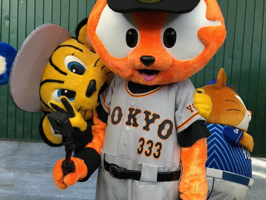 トラッキーとは 中の人と天敵は誰 ラッキーとキー太の関係について紹介します やきゅぶろ
