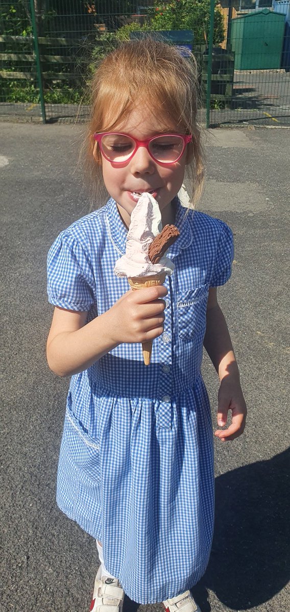 <a href="/LanghoStLeonard/">St Leonard's School</a> yum yum delicious