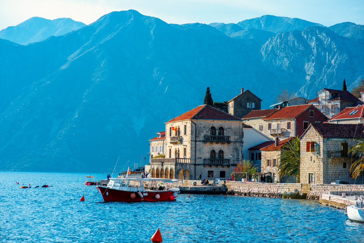 Explora en ⛵️ los 52 kilómetros de costas y 117 playas de Montenegro 🇲🇪

Organiza tus vacaciones a bordo con Nautal 👉 nautal.es/alquiler-barco…

#smartsailors #Montenegro #turismonáutico #Verano2021 #summer