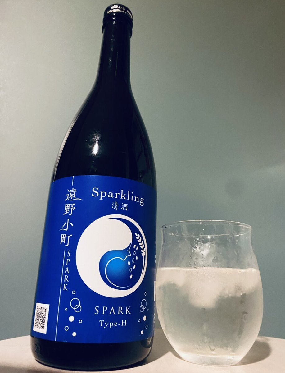 kamiheishuzo's tweet image. ㊗️梅雨明け！

さぁ！シュワシュワしましょう！

#遠野小町スパーク　#遠野小町SPARK #TypeH   #暑い夜　#上閉伊酒造　#国華の薫　#遠野の地酒　#日本酒ロック