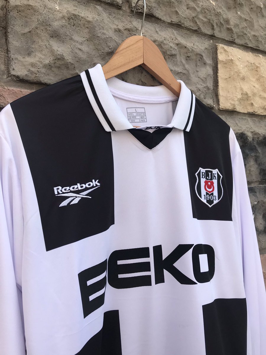 éxito milagro Llamarada beşiktaş reebok Humanista en caso Maravilla besiktas reebok forma