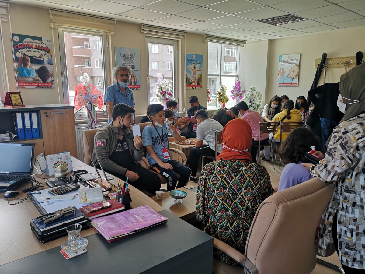 Çocuk hakları komitesi odamıza anlamlı ziyaret Erzurum - Kars Gençlik Spor Müdürlüğü Biz Anadoluyuz gençleri misafir oldu