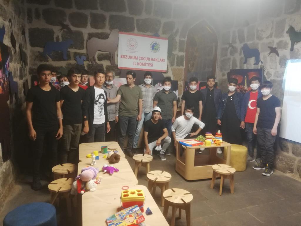 Erzurum Çocuk Hakları Kültür odasına yoğun ilgi gösterildi