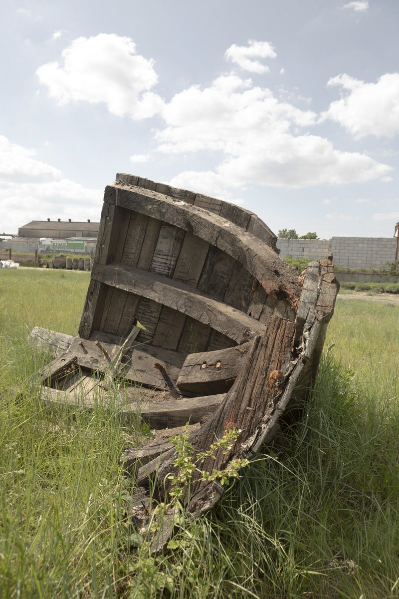 Utterly amazing, the dedication of @RaybelCharters volunteers restoring life @MiltonCreek Follow in the footsteps of @rachelferriman, accompanying photographer @thegentleauthor, as The Raybel At Sittingbourne is open for visitors on Saturday, 17th July. spitalfieldslife.com/2021/07/16/the…