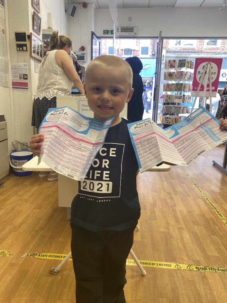 RDDMid12's tweet photo. Our shops youngest supporter N came in to show us how much money he’s raised for his Race For Life… £103.00!!! , photos approved by his Mum.. our very own #Volunteer Amy https://t.co/HcW7dFiqNy