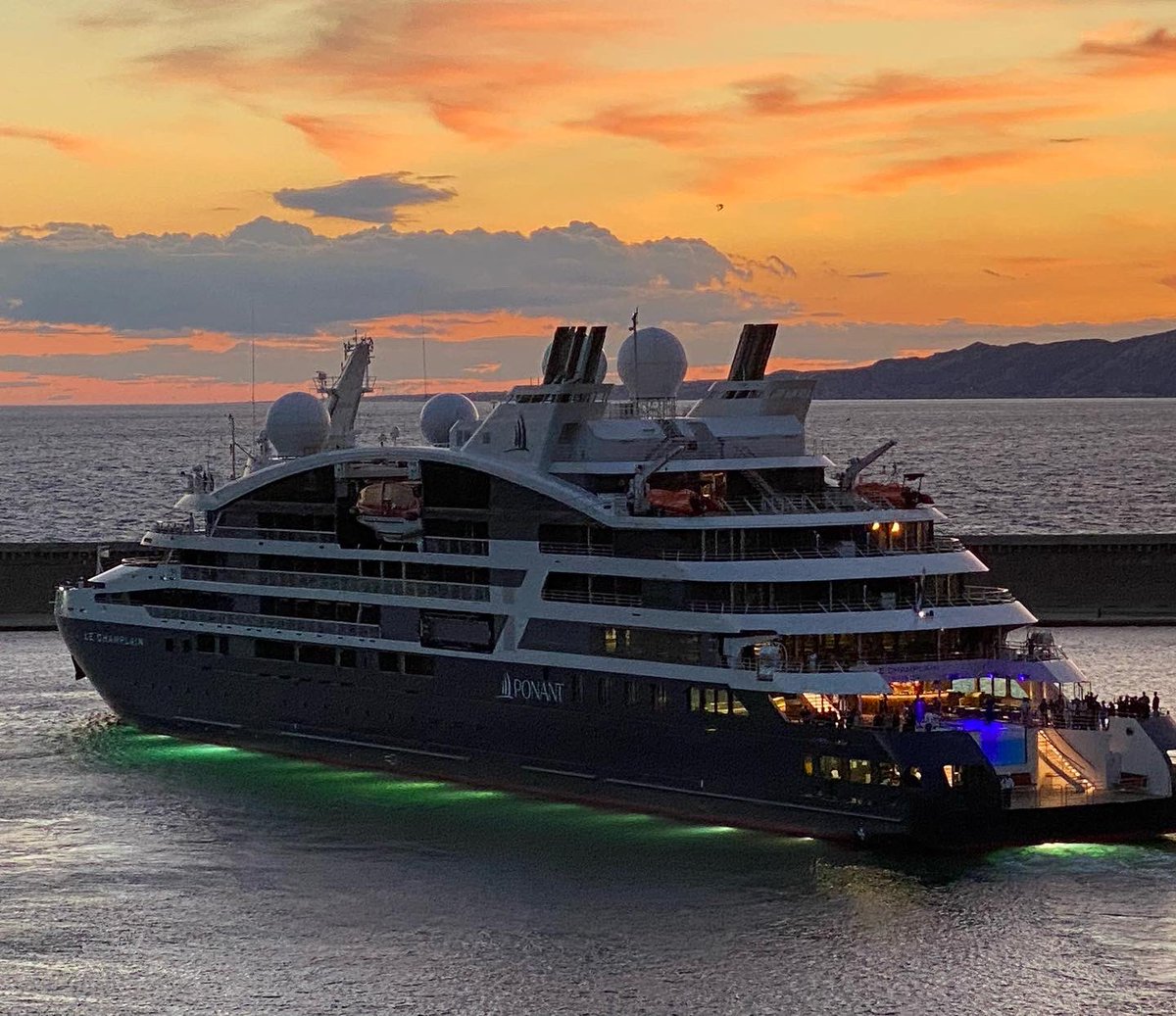 ced_RP's tweet photo. Bye bye #lechamplain of #ponant ! Have a safe #sailing to #iceland #reykjavik ! #weareback #cruises #cruise #croisieres #croisiere #kreuzfarht #crociere #cruceros #cruzeiro .
.
.
.
#igermarseille #marseille #ilovemarseille #nofilter #holidays #cruisedestination https://t.co/Gn3h7XXZZL