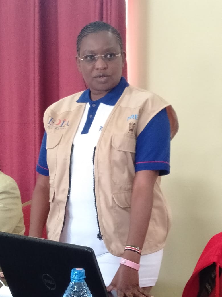 apbkenya's tweet photo. Group 1 Presentation by @CatherineNdonye We need more solution based journalism in the industry. Most programmes aired on our stations leave the listener empty handed. No clear objective. @Epashikino
#apbkeStrategy @fredomachoka @elynahs1 @GesoraThomas @PamMburia @Adande4x4 https://t.co/S4sKI4I6v8