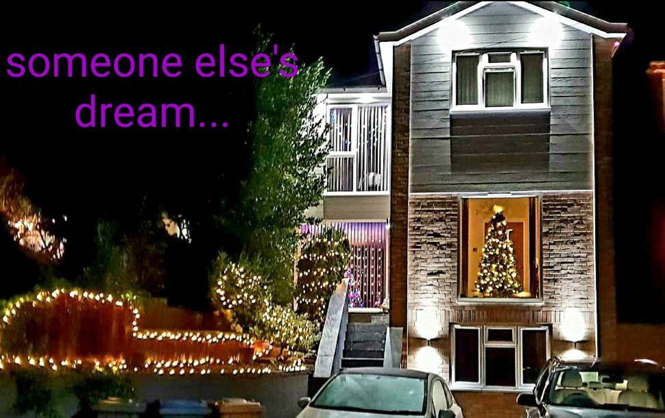 SaffireHaze's tweet photo. At Christmas time... certainly beautiful.
#Christmas #Dreampad #fridaymorning #FridayMotivation #homesforsale #PresdalesSchoolCatchment #viewnow #TheOpen #future #WareHerts @dreampad Positively Perfect... https://t.co/NU8bQx9Kup