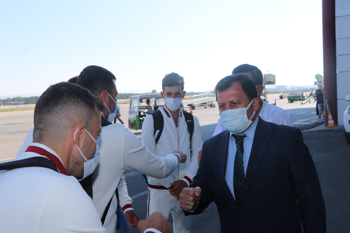 Tokyo, biz geliyoruz! #TeamTürkiye Tüm Türkiye #AdınıTariheYaz 
<a href="/kasapoglu/">Dr. Mehmet Kasapoğlu</a> <a href="/gencliksporbak/">Gençlik ve Spor Bakanlığı 🇹🇷</a>