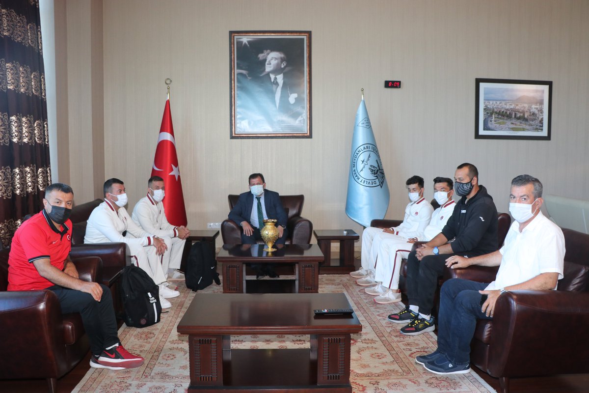 KABAKCI46's tweet photo. Tokyo, biz geliyoruz! #TeamTürkiye Tüm Türkiye #AdınıTariheYaz 
@kasapoglu @gencliksporbak https://t.co/LcLHzUeQOr