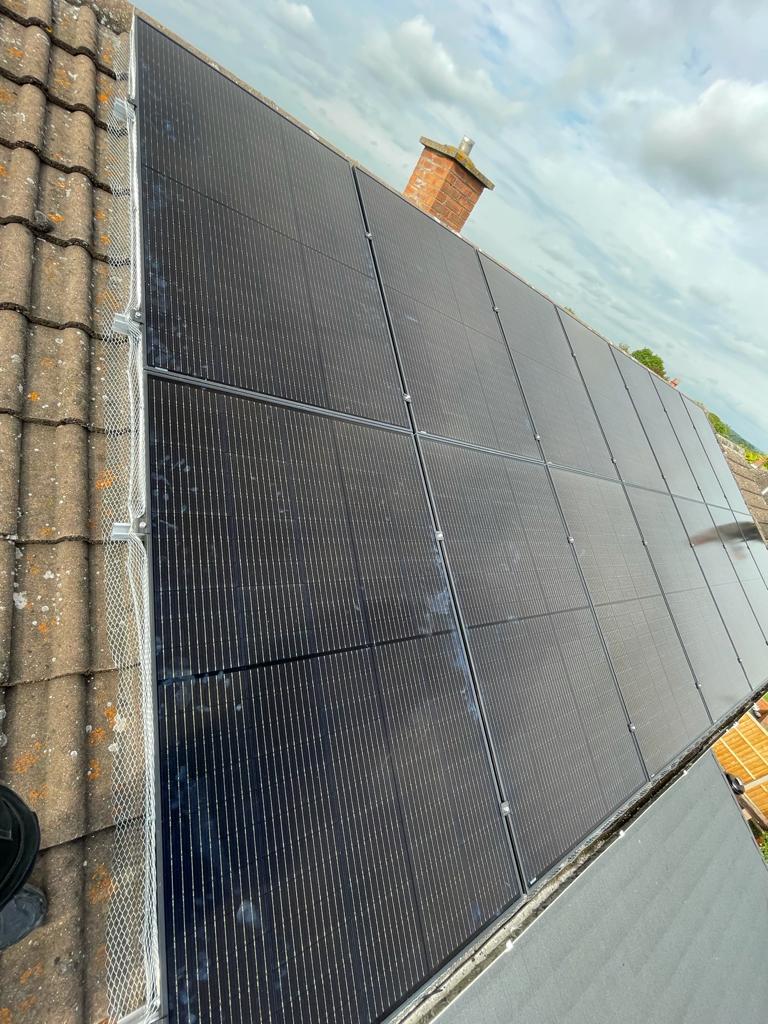Greenleafsolar2's tweet image. #solarenergy #solarpower #solarpanels #renewableenergy #greenenergy #happycustomers #energysaving #solaredge #solar #batterystorage