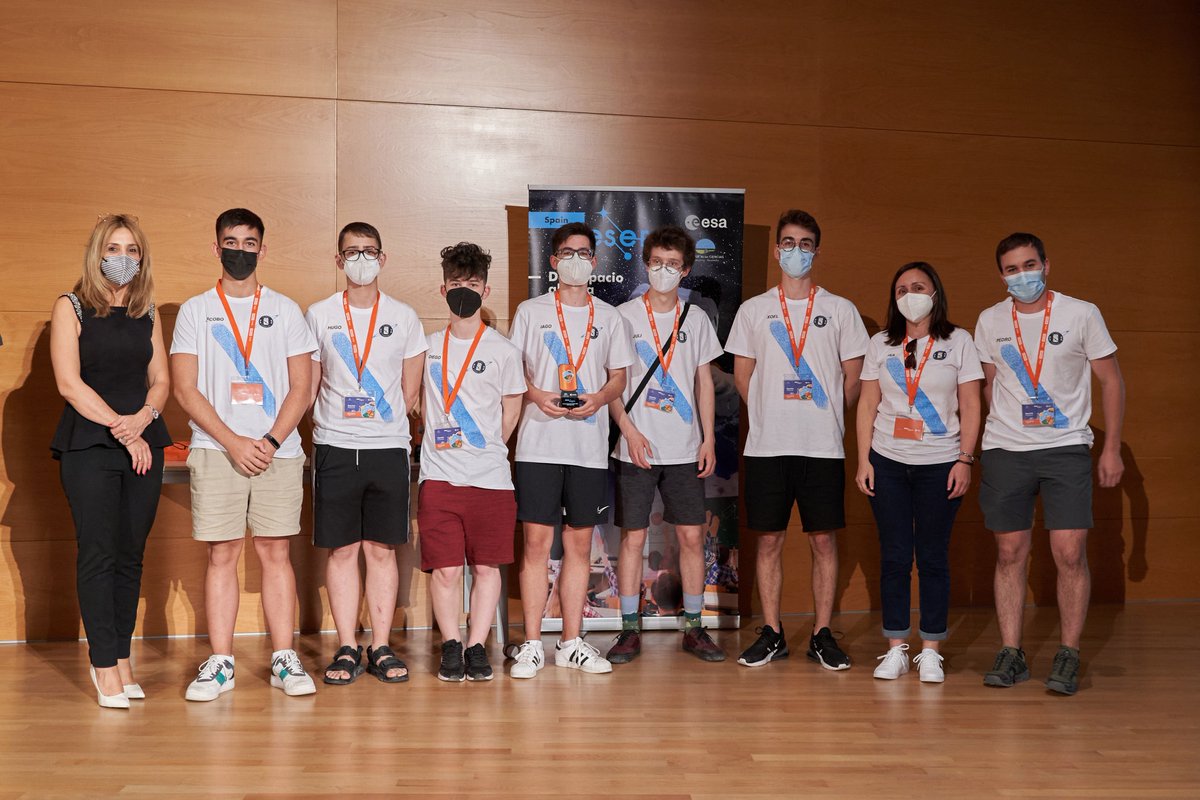 ParqueCiencias's tweet photo. 📣¡Ya tenemos los ganadores de #Cansat21: el equipo BUJANSAT que representará a España en la competición europea! Además se ha reconocido el trabajo de otros equipos participantes: https://t.co/B6z1az1ouA