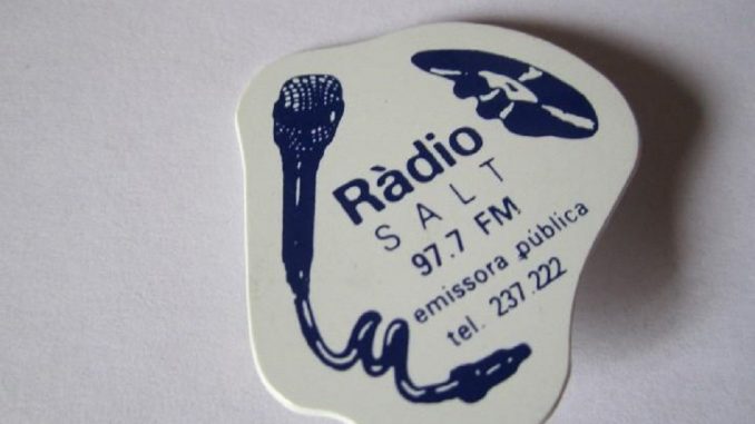 A partir de dimarts vinent s'emetran els episodis del #TotÉsMixtura cada setmana per la freqüència de <a href="/RdioSalt/">Ràdio Salt</a>! Cada dimarts a les 17h! 📻😊