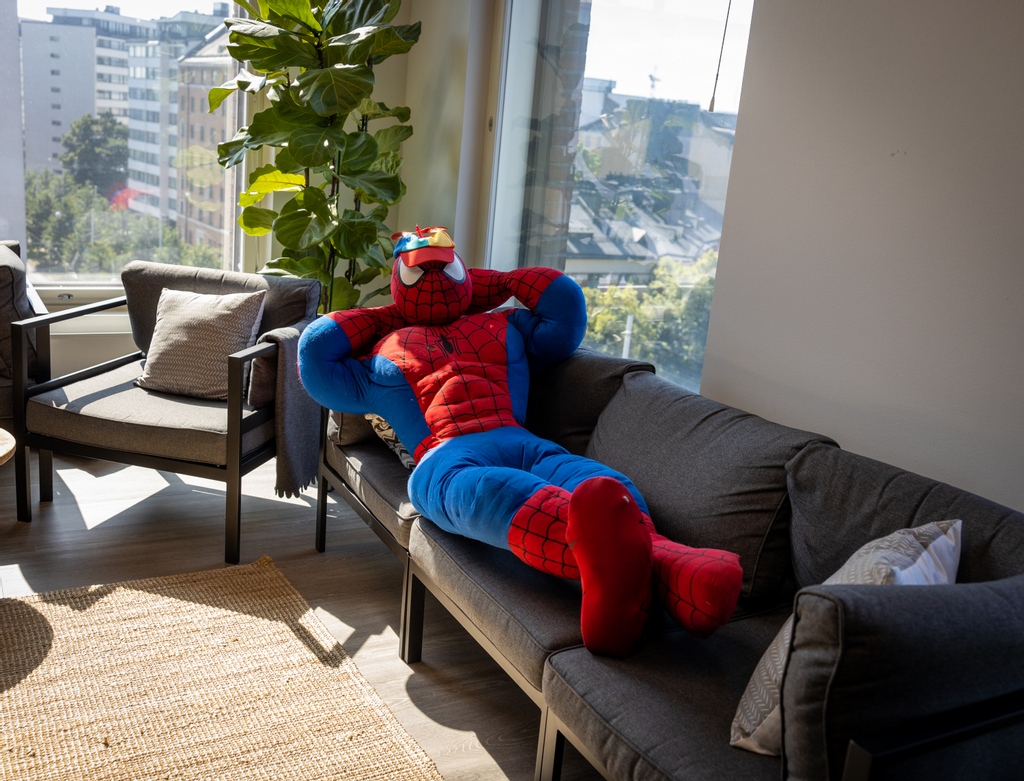 Spidey Friday! Remember to take it easy this weekend 👌