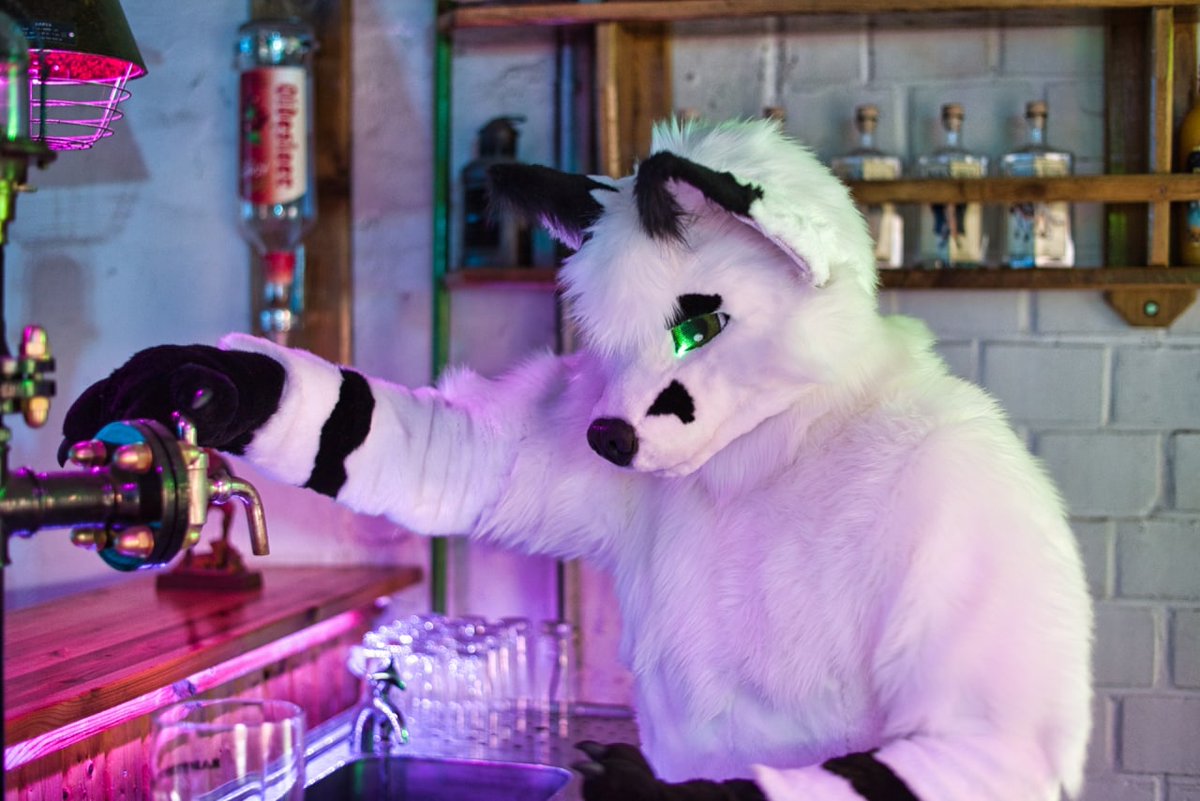 Werkfuchs (@werkfuchs) on Twitter photo Friday, it's time for a beer
πΈ @Formanor
π <a href="/LunoWroo/">Wildspotworks Fursuits ππ</a>
#FursuitFriday Friday, it's time for a beer
πΈ @Formanor
π <a href="/LunoWroo/">Wildspotworks Fursuits ππ</a>
#FursuitFriday
