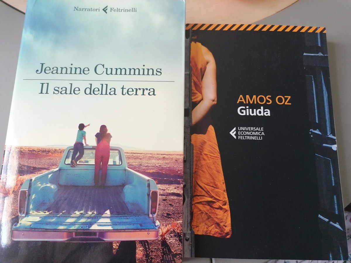 alevarone's tweet photo. Le #Issime e i regali di compleanno 😘 grazie @SRighettoni e @silvia22150865 vi voglio bene ragazze😘 https://t.co/kBn1qMuBwd