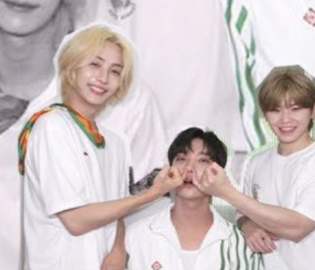 shuazones's tweet photo. yes mom, these are the men i love

★ —  #JOSHUA #조슈아 #HONGJISOO #홍지수 #SEVENTEEN #세븐틴 @pledis_17 #WOOZI #JEONGHAN https://t.co/RUW2Z89FRS