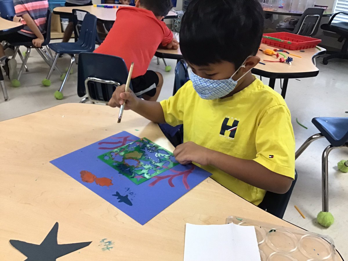 MHSArlington's tweet photo. Merryhill red bunk had another busy week of fun activities and projects this week.  We made lava lamps had a special treat of ice cream cones.  We had a good classroom treat of popcorn with m&amp;m in it along with baby shark gummies.  Good week.
#merrhyillproud
#merryhillsemmercamp https://t.co/DmhO6MsBzz