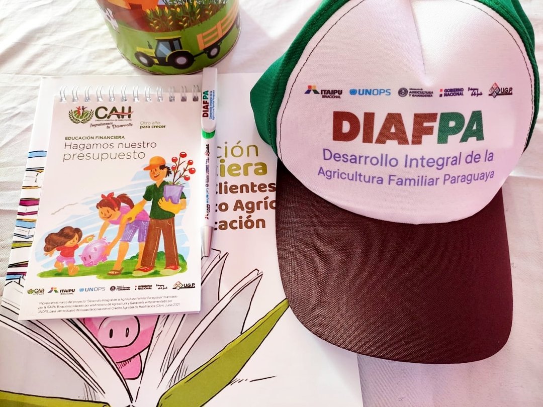 itaipuparaguay's tweet photo. 📝 Con apoyo de ITAIPU, más de 570 labriegos aprenden sobre finanzas, presupuesto, ahorro y crédito. Los participantes son beneficiarios del Programa de Desarrollo Integral de la Agricultura Familiar Paraguaya (#DIAFPA).
Leé más 👉 https://t.co/rgbivZqKCo https://t.co/Q3xDuhEGpK