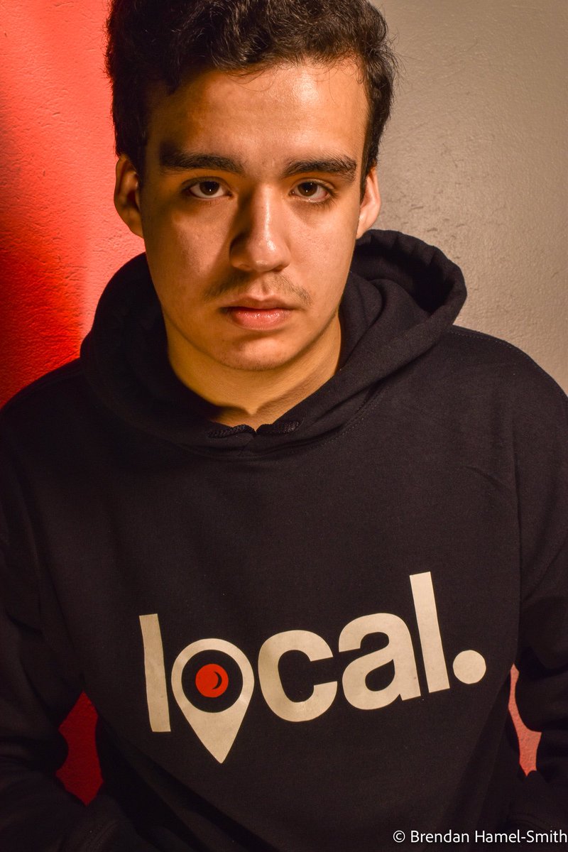 Brendanhs1856's tweet photo. So I did a photoshoot in my @LivinLocalEnt hoodie… and if y’all need someone to model for your brand HMU😂
@AaronFingal https://t.co/Q6l5jI4KWC
