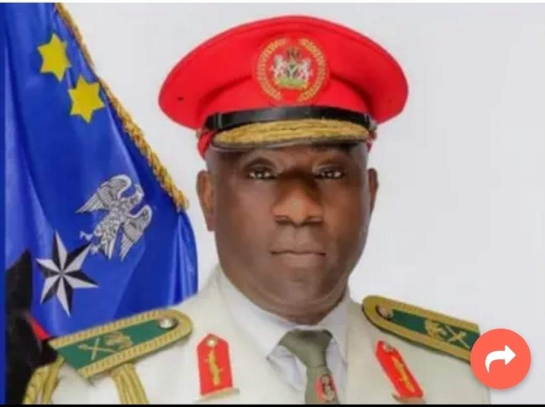 IloyeItode's tweet photo. Imagine If General Hassan Ahmed Was Shot Dead in the South-east??? Then Joe igbokwe will tag it IPOB https://t.co/RD8GKyvNNY