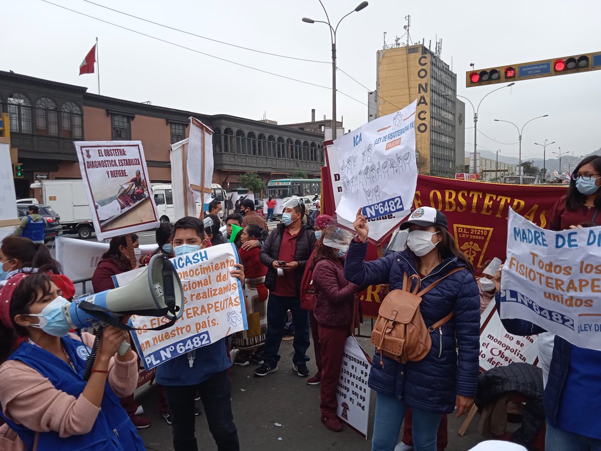 PaolaTL3's tweet photo. Hoy Viernes 16 seguimos apoyando la aprobación del #PL6482
@MirtyVas
@LuisRoelAlva
@MatiFernandez_F
@luisrdioses
@ASPEFISIO 
@ayquipa_julia 
@lilypalaciosn https://t.co/aqk1EzJxr1