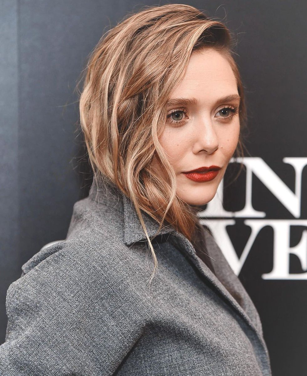 ambersnight's tweet image. ㅤㅤ
ㅤㅤㅤㅤㅤ
ㅤㅤㅤㅤㅤShe glows in such a way 
ㅤㅤㅤㅤㅤthat want you to stare at her ㅤ
ㅤㅤㅤㅤㅤall day long. That is, her charm,
ㅤㅤㅤㅤ    Elizabeth Olsen.
ㅤ
ㅤㅤ