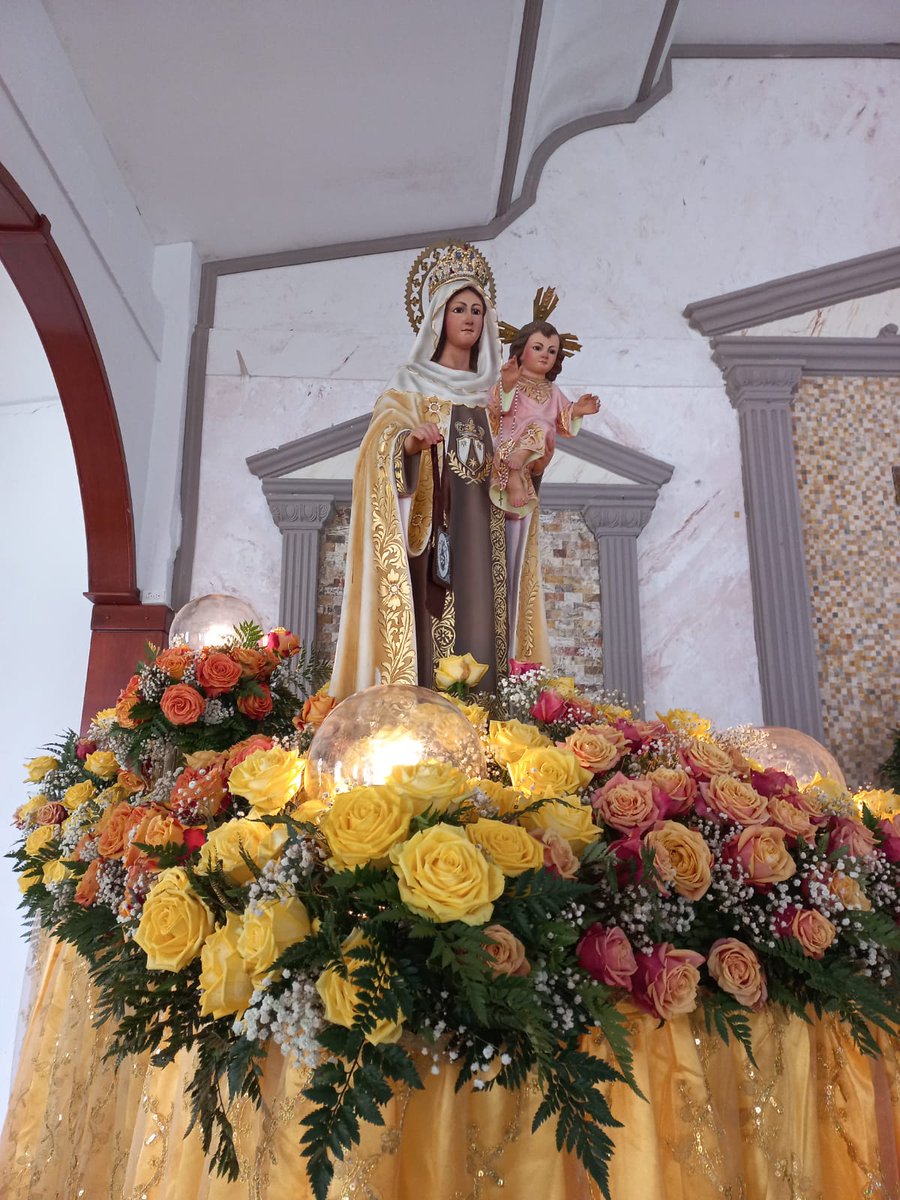 Eucaristía Solemne en honor a nuestra Madre María bajo la advocación del Carmen, en la Parroquia Santiago Apóstol de Río Hato,  celebrada por el Canciller y Párroco Rafael Fernández quien destaco que esta celebración es de acción de gracias vivida en comunidad desde los hogares.