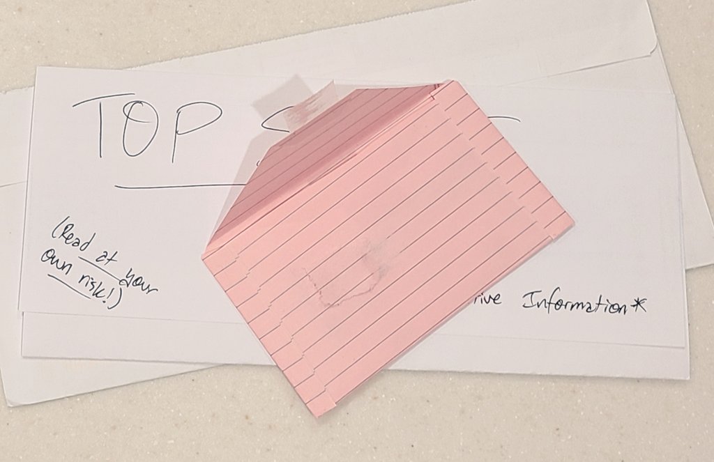 TAECHIMMYTAE's tweet photo. Chross mailed me Top Secret, VERY Classified information, I'm reporting her to the FBl, she's going to jail y'all LMAO #VminGay https://t.co/ATI12i8Glh