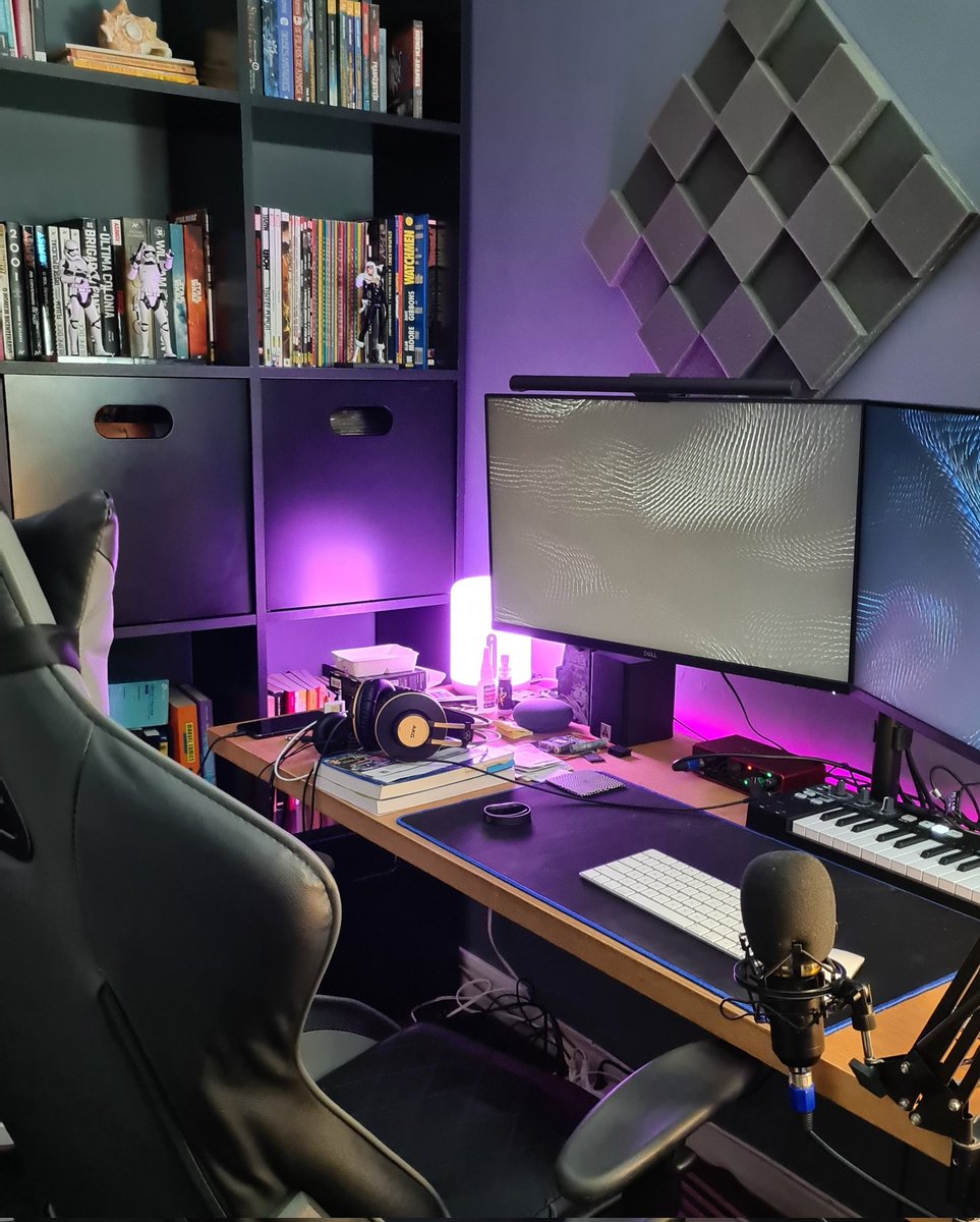 richardbarros's tweet image. Esse setup nota 10 foi o uxdesign que me deu #devsetup #desksetup