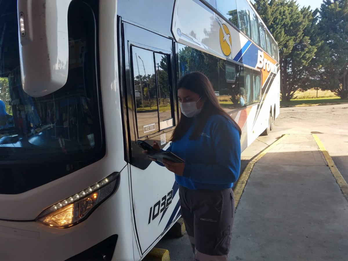 CNRT on Twitter: "📍El Talar, Tigre: verificamos que los micros de larga  distancia respeten los protocolos vigentes y que los choferes cumplan con  el descanso obligatorio para conducir. @mindetransporte  #ControlDelTransporte #ArgentinaUnida… https://t ...