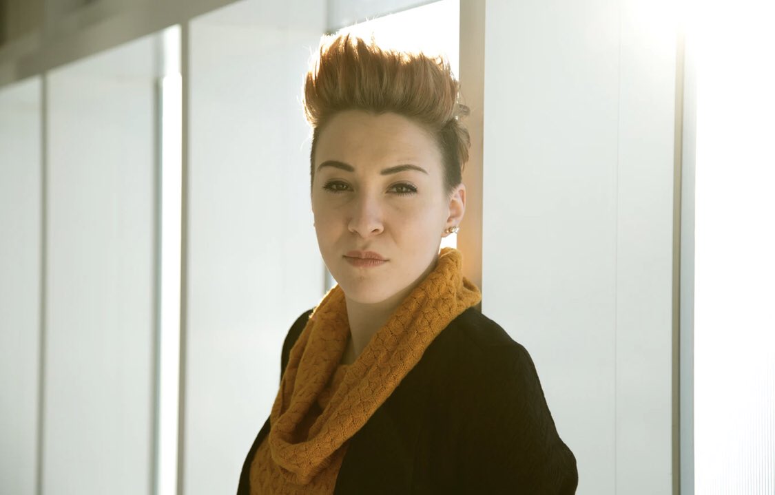 AnneHypnosis's tweet image. Wax on my hair and a knitted collar to sooth my wandering fingers . #hypnosisworks #bfrbrecovery #positivethinking #changingmyhabbits #ttmsuccess #gettinghelp #trichotillomaniasupport #changinghabits #knittinginspiration #kensinghypnosis #yarn #stiching #knittingisthenewyoga