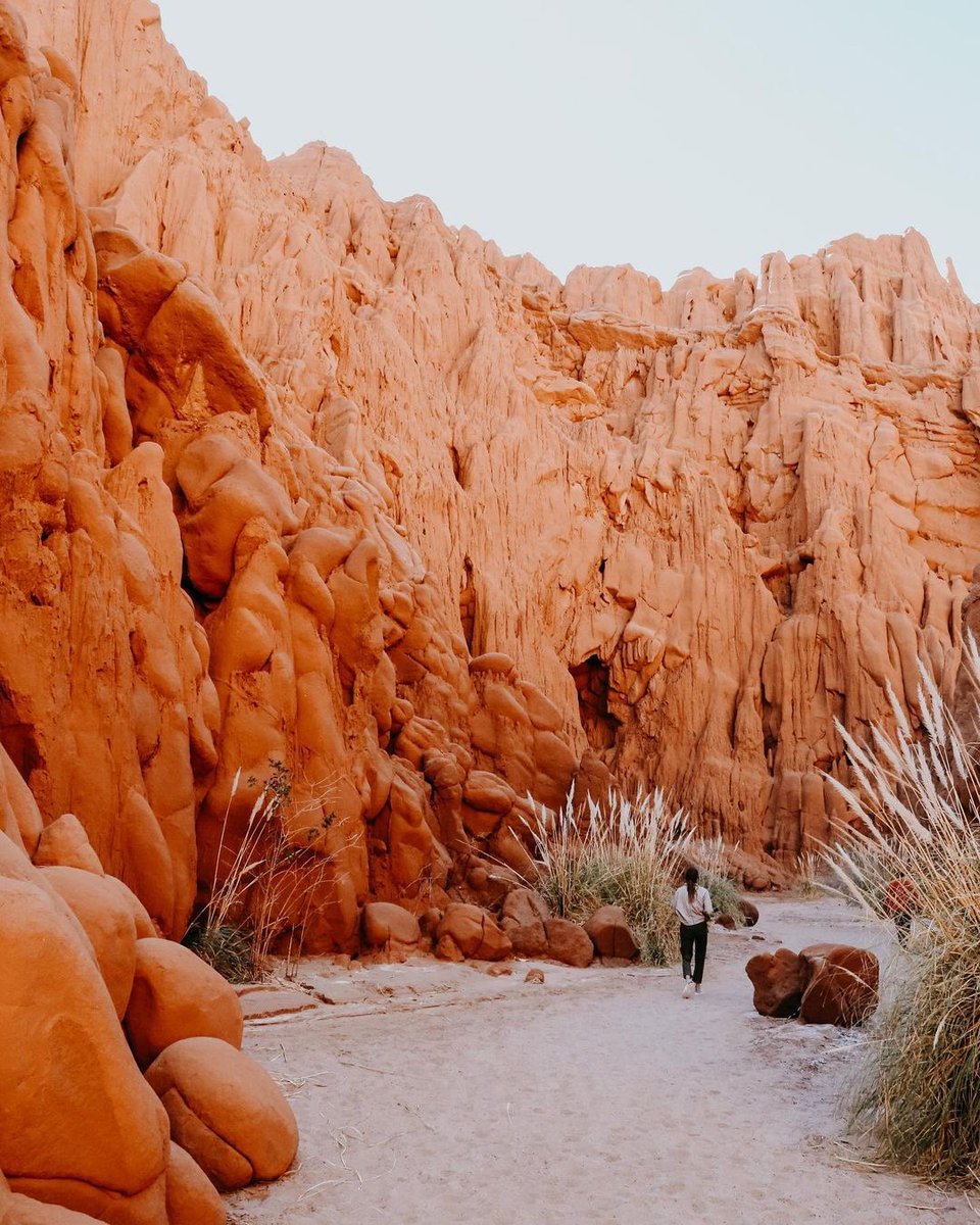 Ya las conocen? Las Cuevas de Acsibi en Salta con <a href="/solsalute/">Erin | Sol Salute</a>.
.
“Cuevas de Acsibi”.
.
#excursion #lugar #provincia #argentina #visitargetina #southamerica #visitsouthamerica #worlderlust #travelgram #wonderful_places 
.
Tag #TripInArgentina
.
Join us @tripinglobe